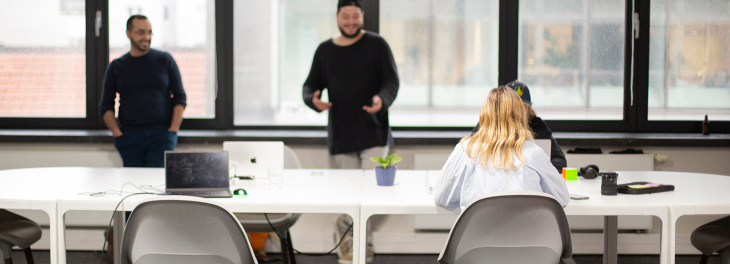 Équipe KERN IT au bureau à Bruxelles
